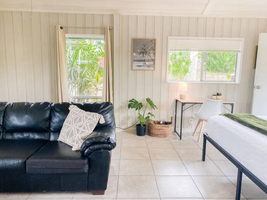 Monstera Bungalow, Spacious, King Bed, Big Kitchen Keaau Eksteriør bilde